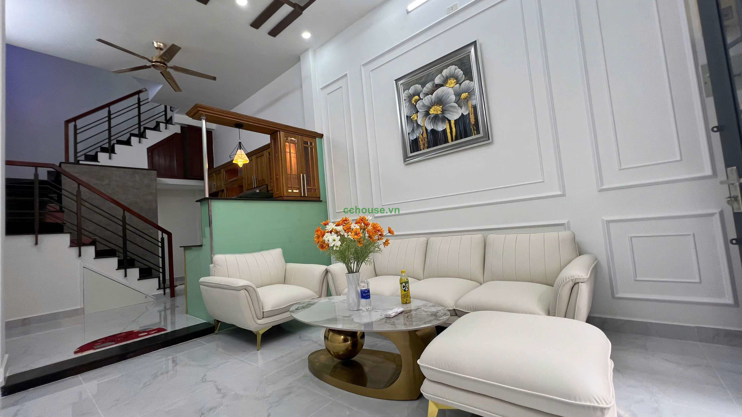 Bán nhà hẻm 165 3 Tháng 2, P11, Q10. DT 3.7x9.5m, 3 tầng ST