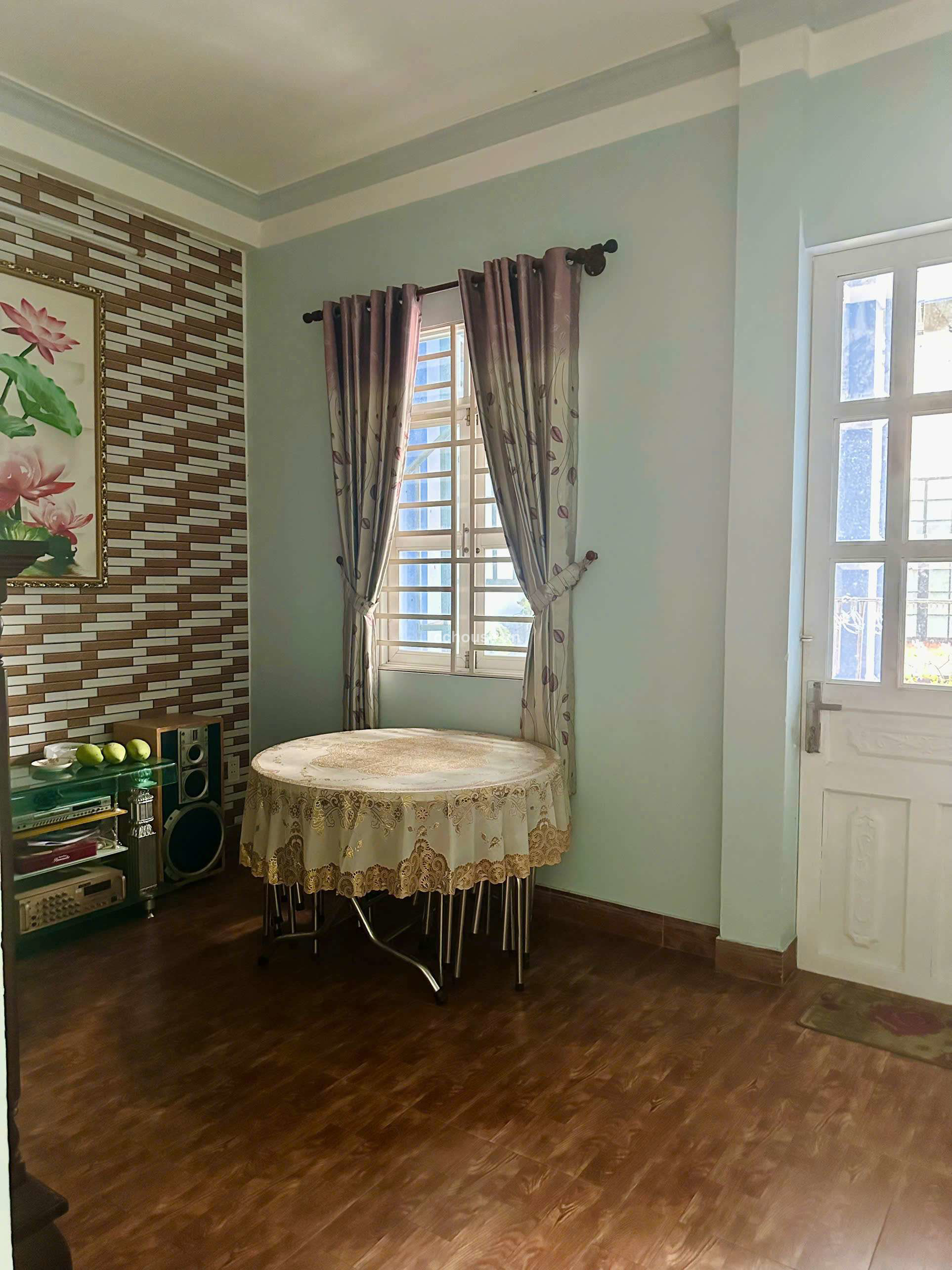 https://batdongsan.blob.core.windows.net/cchouse/Property/202504/62fcc52d-9459-41b3-a05b-13902c1de32d.jpg
