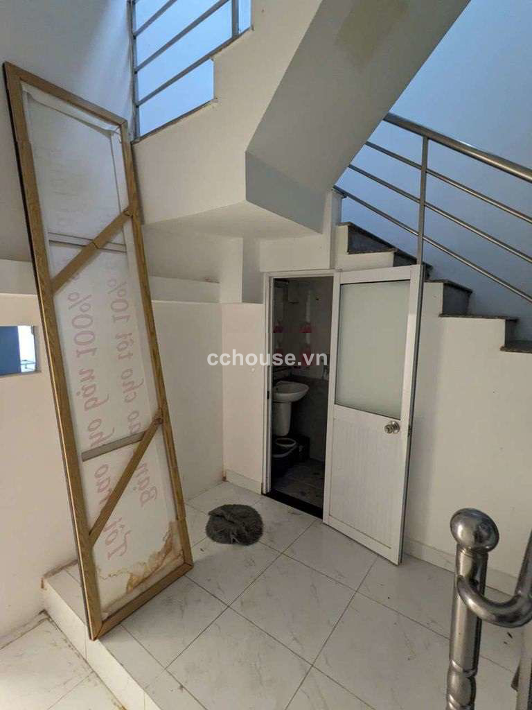Cho thuê nhà MTKD Nguyễn Công Trứ, Q1. DT 4x13.5m, 4 tầng