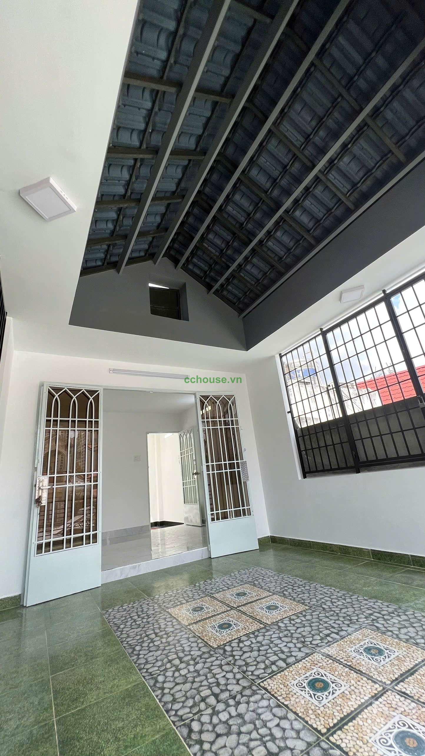 Bán nhà hẻm 165 3 Tháng 2, P11, Q10. DT 3.7x9.5m, 3 tầng ST