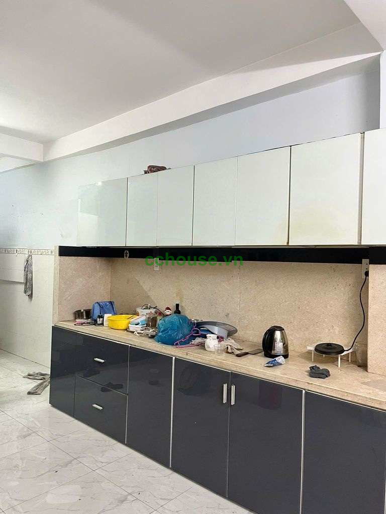 Bán nhà căn góc MT Lê Thị Bạch Cát, Q11. DT 3.4x16m, 3 tầng