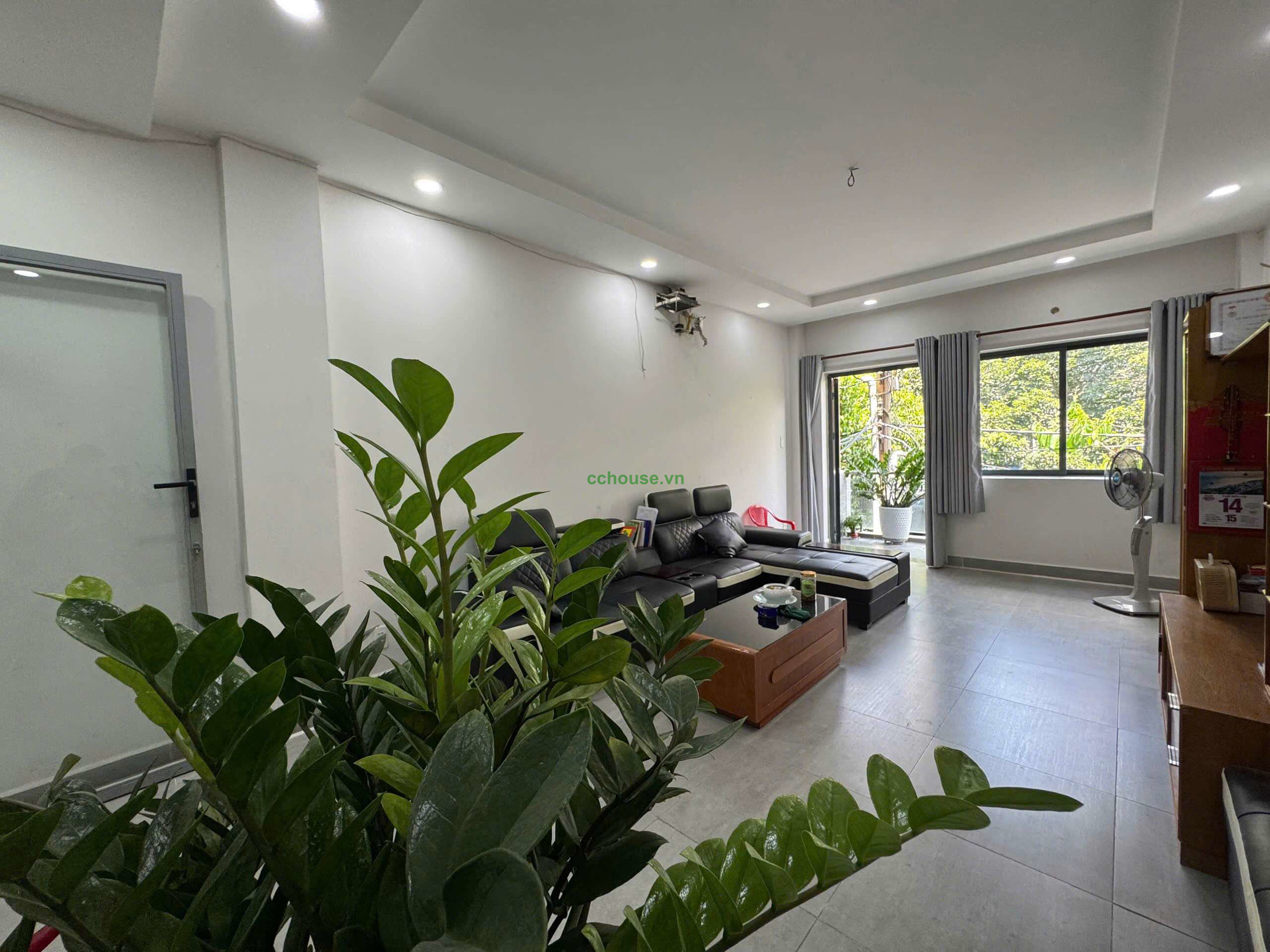 Bán nhà MT Bàu Cát 2, P.Bảy Hiền. DT 4x17m, 5 tầng