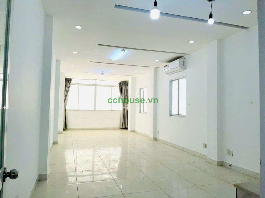 https://batdongsan.blob.core.windows.net/cchouse/Property/202504/beda8218-e44b-439a-b523-352e06f4c23e.jpg