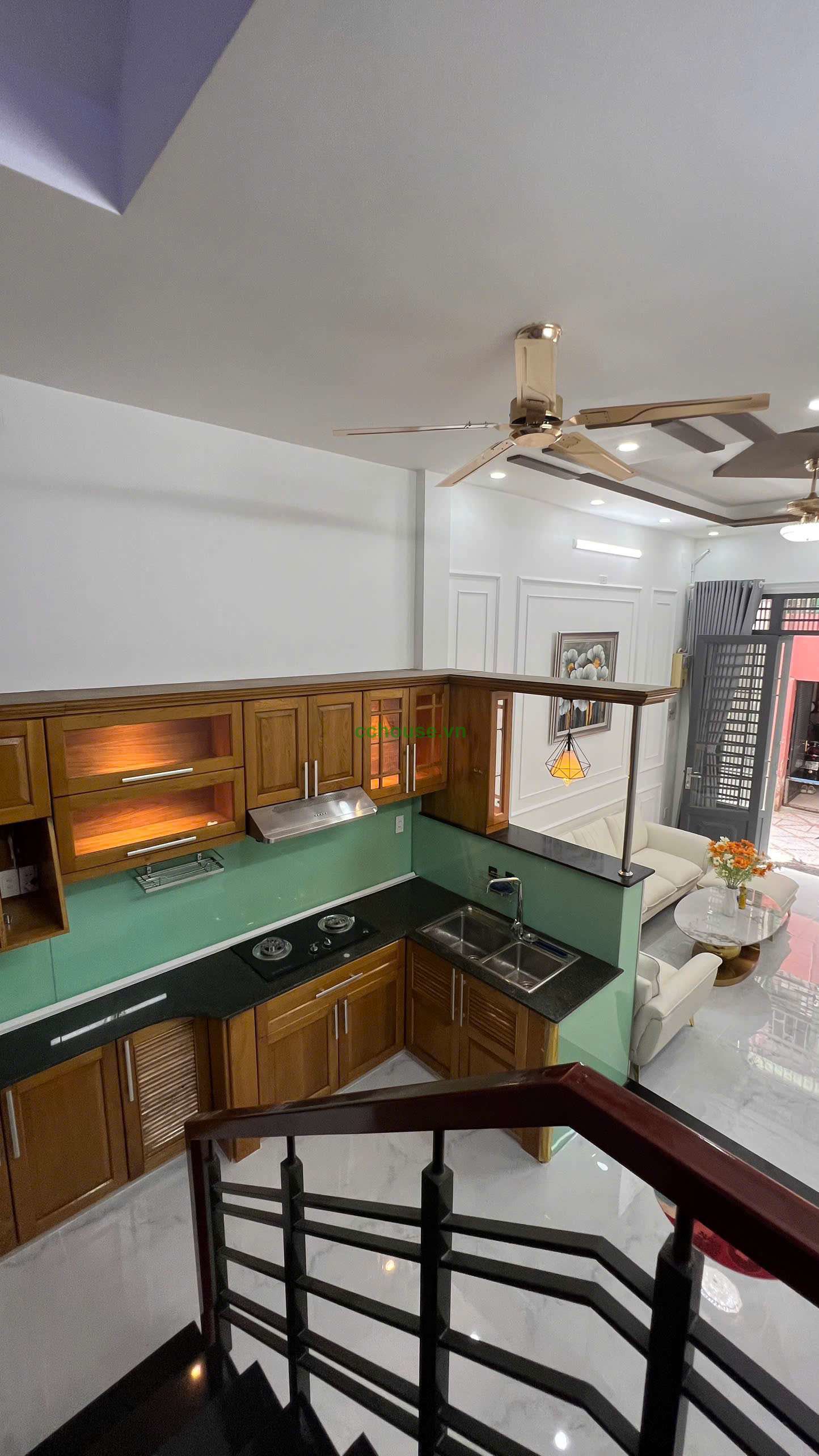 Bán nhà hẻm 165 3 Tháng 2, P11, Q10. DT 3.7x9.5m, 3 tầng ST