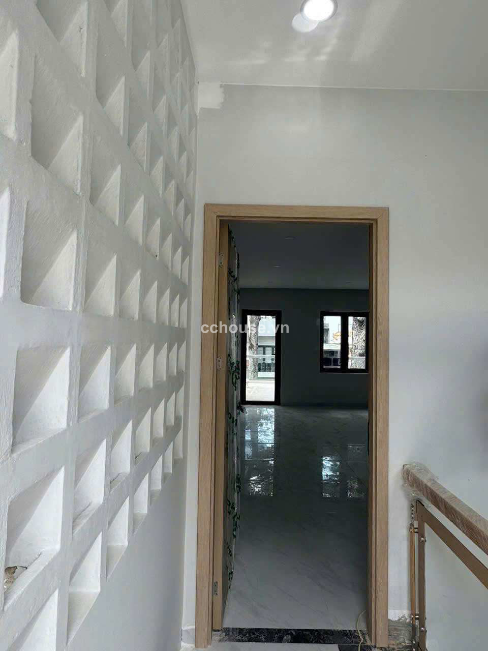 Nhà MT Trần Quang Khải, Tân Định, Quận 1, DT: 5.5x20m, 5 tầng đẹp, nở hậu, HĐT100tr, Giá 52 tỷ tl
