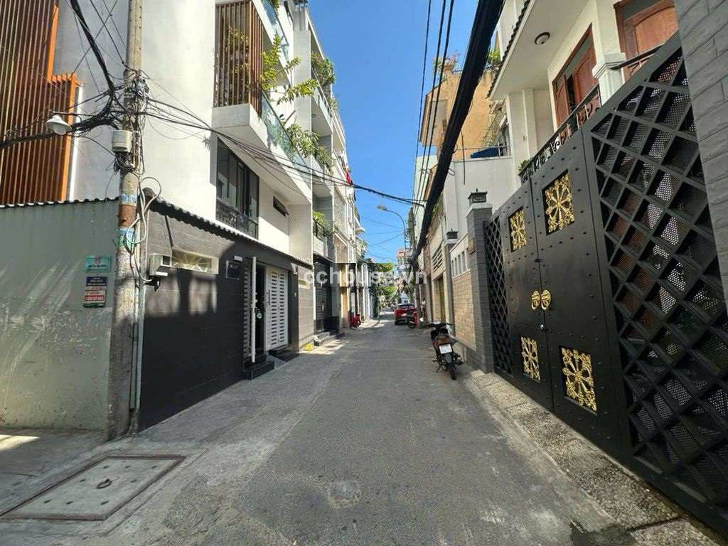 Bán nhà căn góc HXH 343 Nguyễn Trọng Tuyển, P1, Tân Bình. DT 44.5m², 4 tầng ST