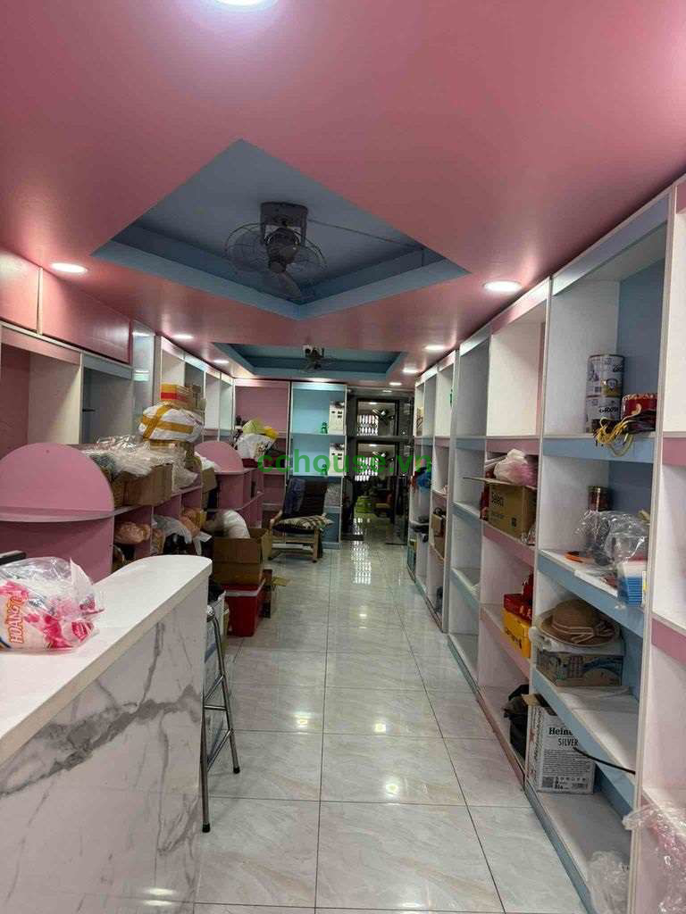 Cho thuê nhà NCMT Cô Bắc đối diện Manhattan. DT 3x21m, 4 tầng