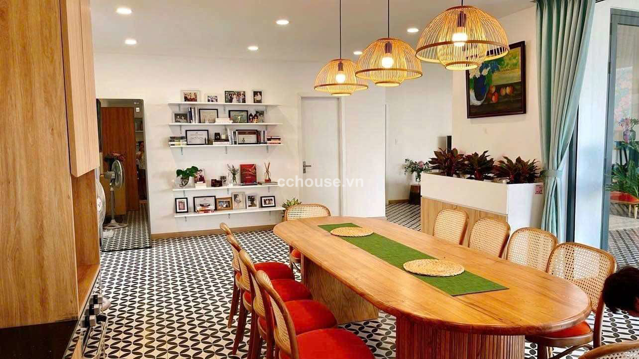 Biệt thự MT Đường 46, Thảo Điền. DT 359m2, 2 tầng