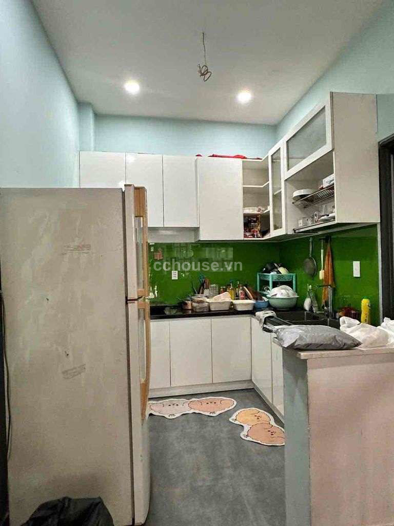 Bán nhà MT Đội Cung, P8, Q11. DT 31,9m², 4 tầng