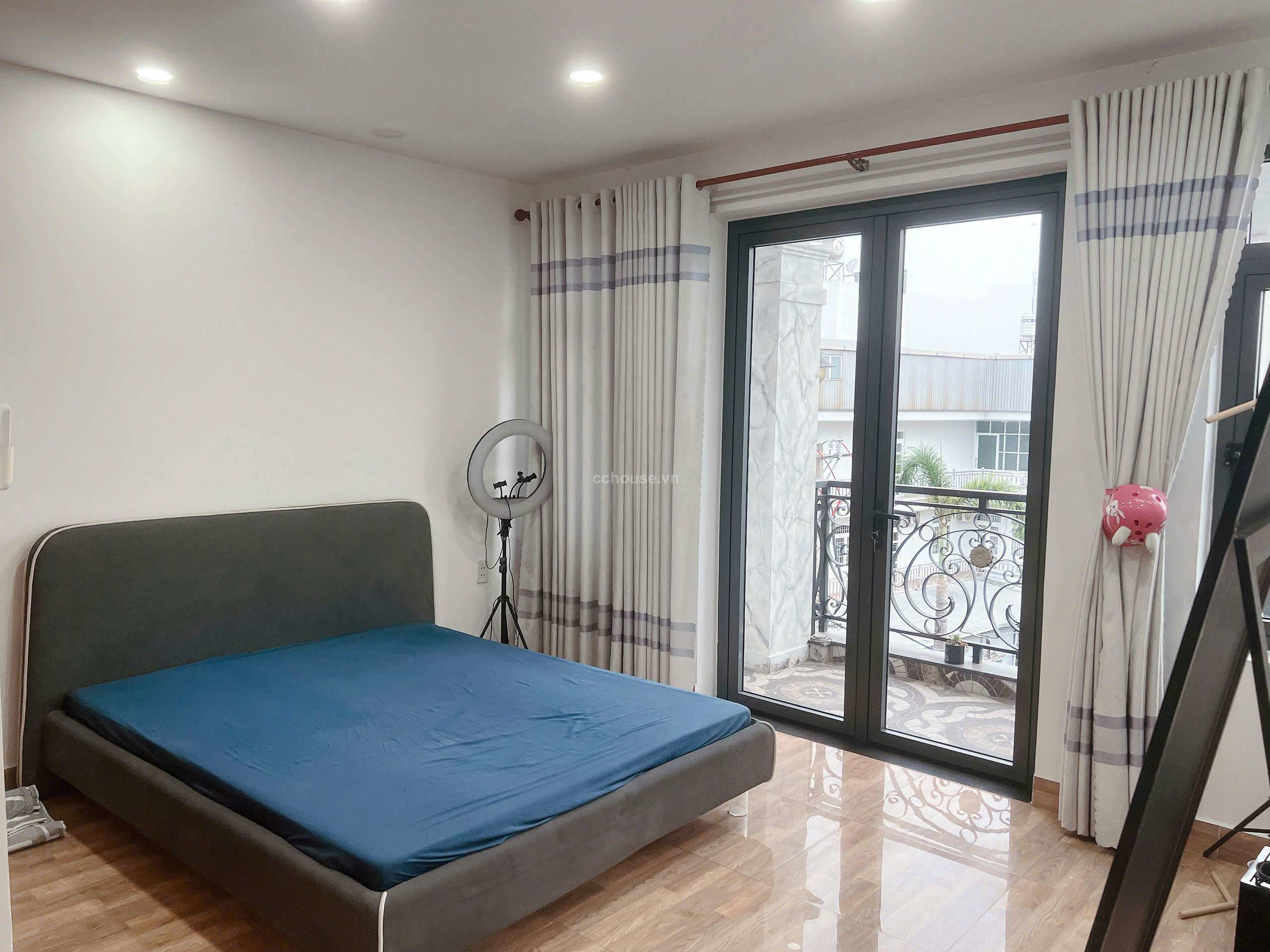 Bán nhà MT Đường số 4, P16, Gò Vấp. DT 5x13.5m, 5 tầng ST