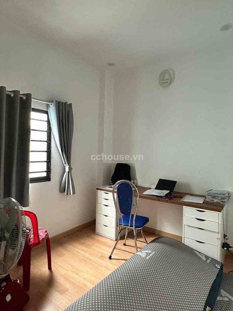 Bán nhà MT Đội Cung, P8, Q11. DT 31,9m², 4 tầng