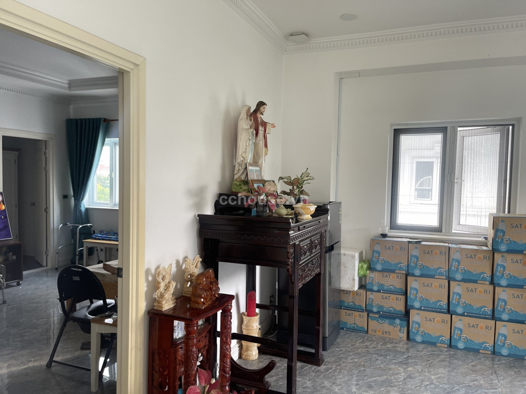 Biệt thự KDC Cityland Riverside, Quận 7. DT 30x25m, hầm 3 tầng ST