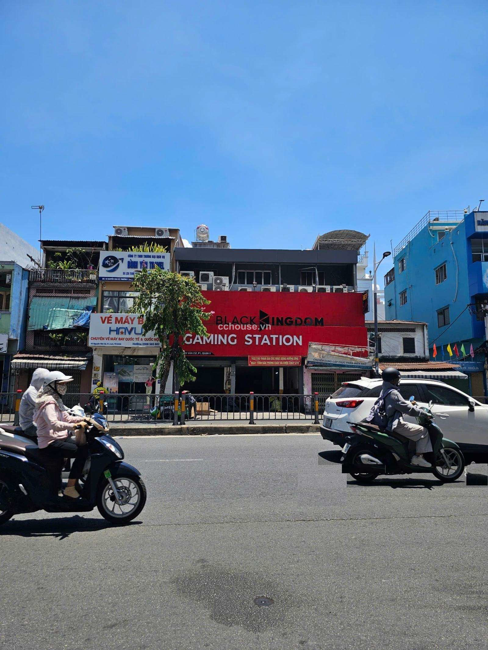 Cho-thue-nha-MT-Nguyen-Van-Cu-P1-Q5-DT-8x20m-3-tang-id7199