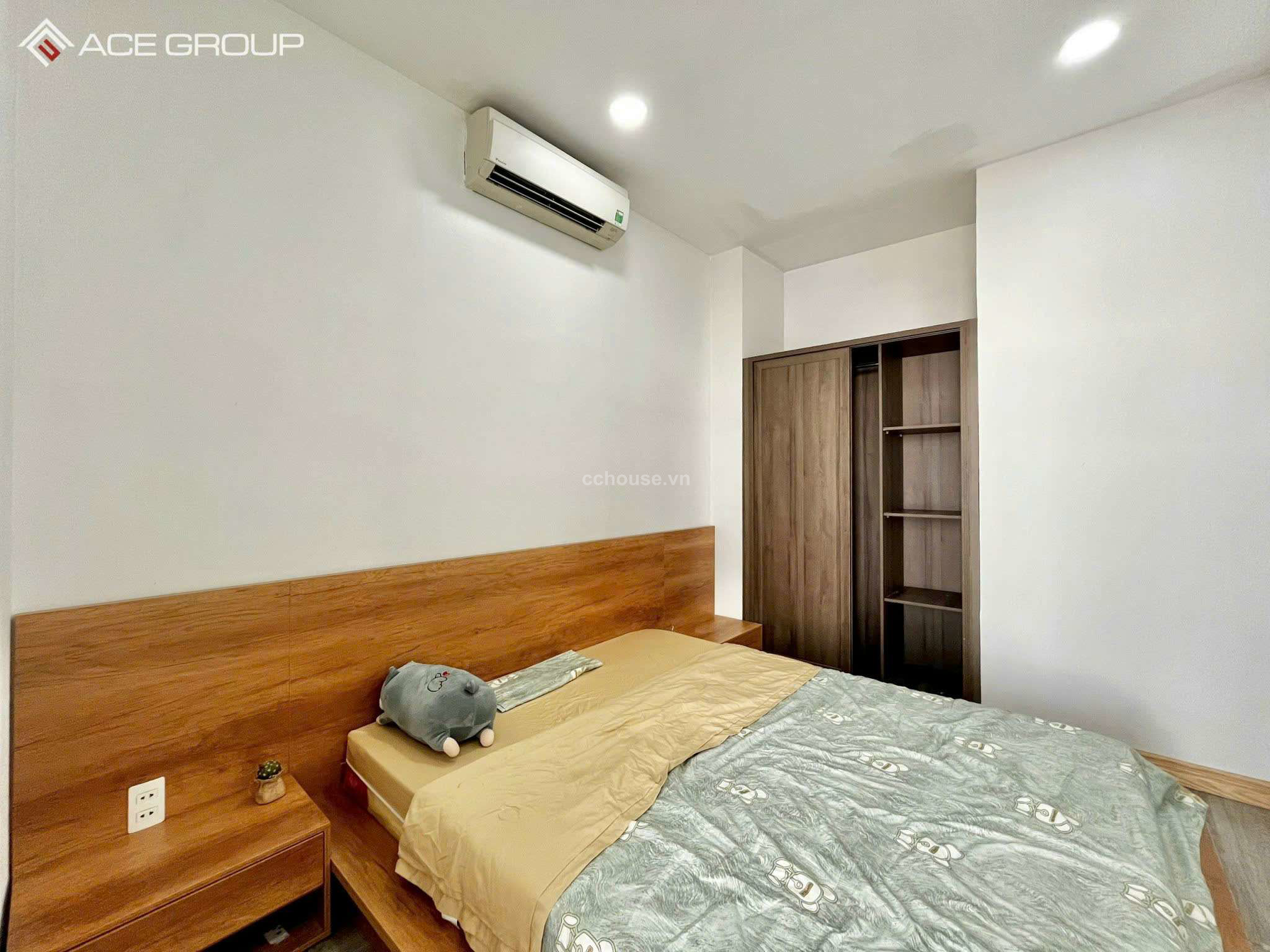 Toà Căn hộ dịch vụ 8 tầng  Lê văn sỹ . Hẻm ô tô đến nhà 