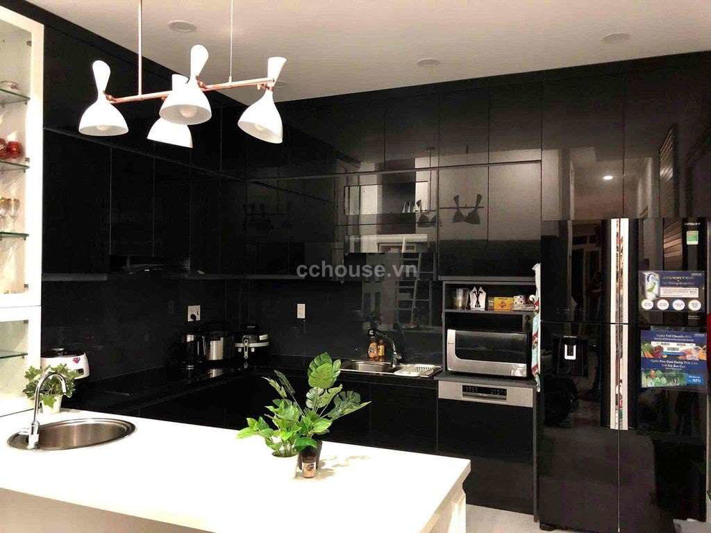 Góc 2 Mặt Tiền vườn Hoa .P2 .Q. Phú nhuận .