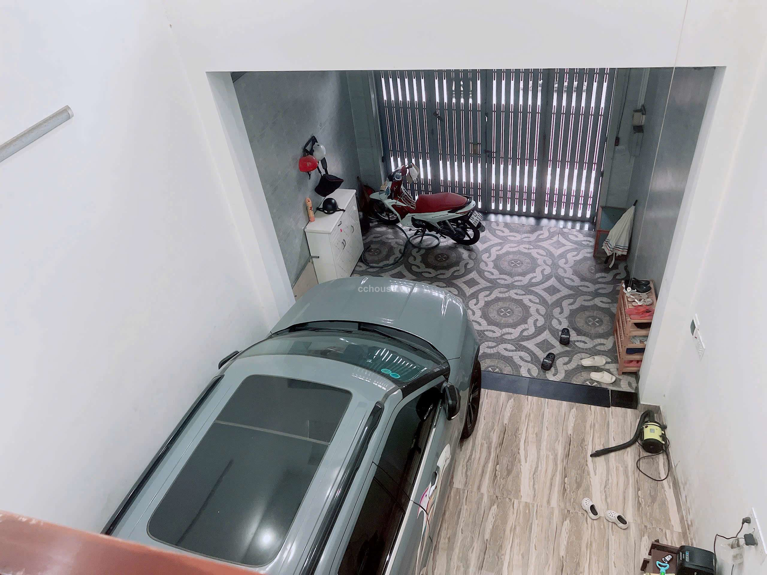 Bán nhà MT Đường số 4, P16, Gò Vấp. DT 5x13.5m, 5 tầng ST