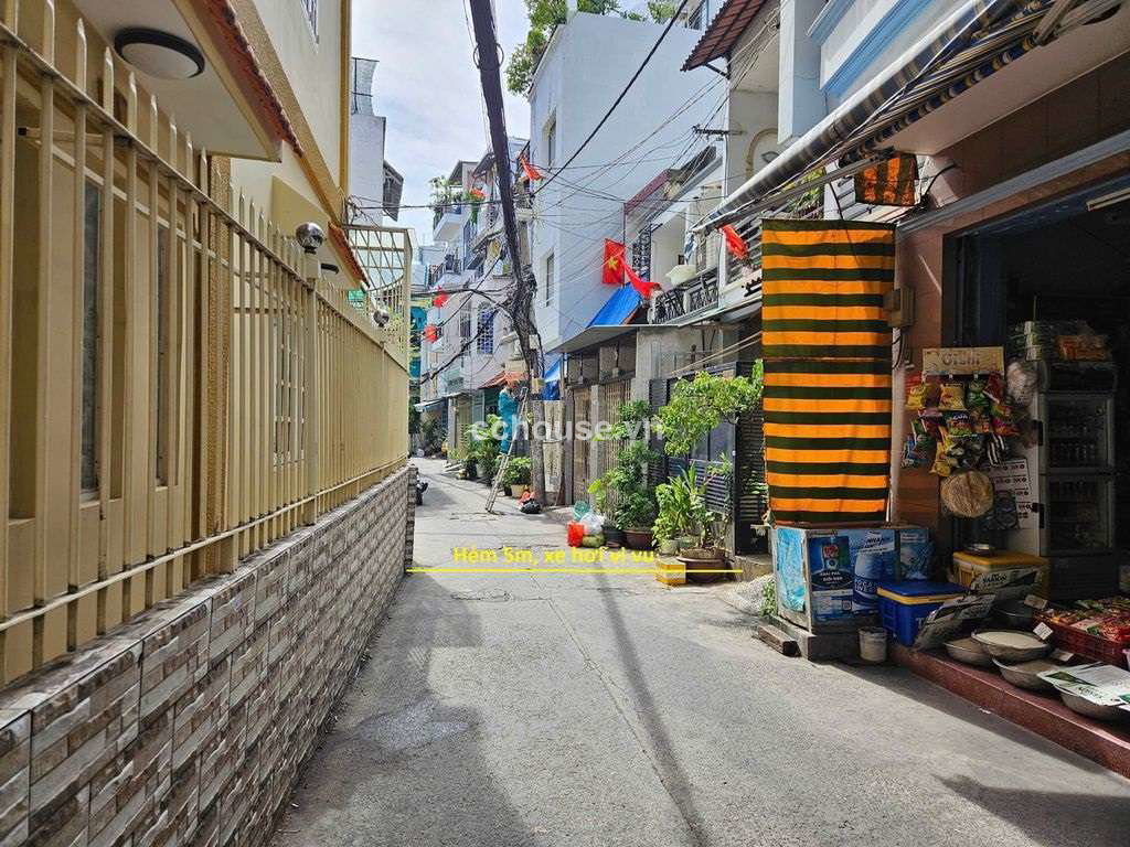 https://batdongsan.blob.core.windows.net/cchouse/Property/202505/36c37585-e4d9-4055-865c-cf8fc1014aa0.jpg