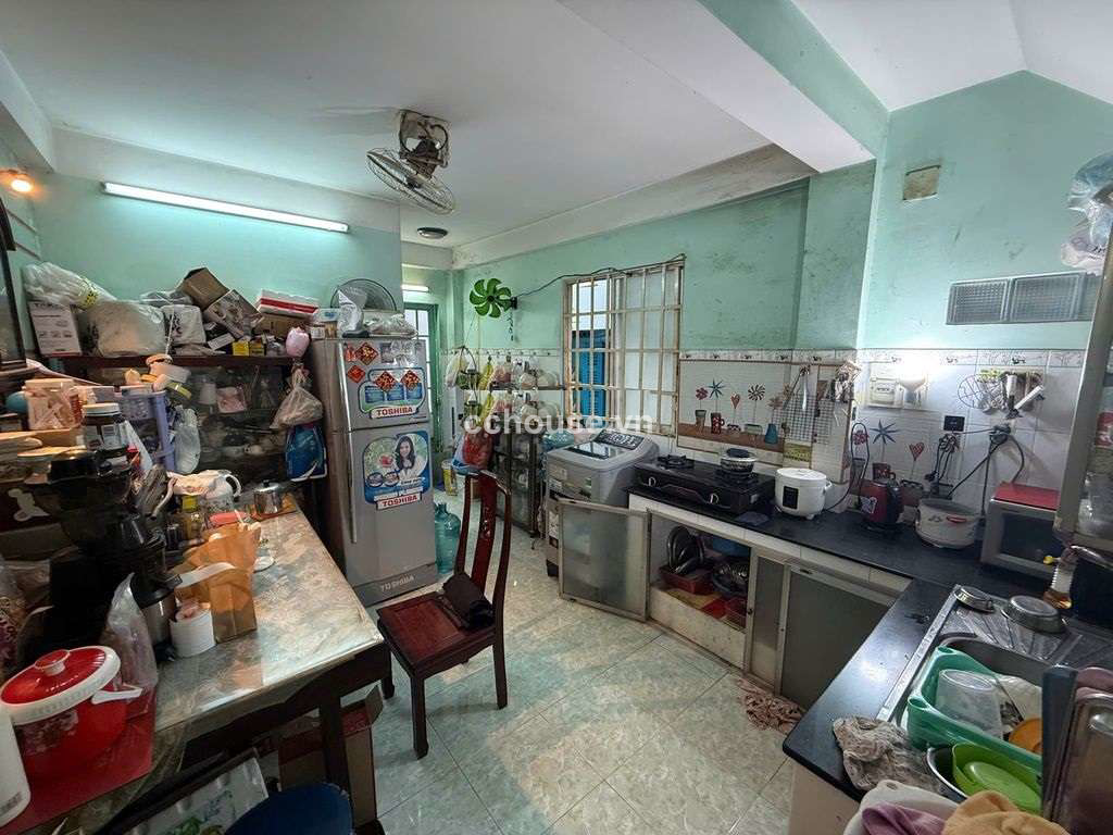 Bán nhà hẻm 218 Nguyễn Thị Minh Khai, Q3. DT 49m2, nhà 3 tầng