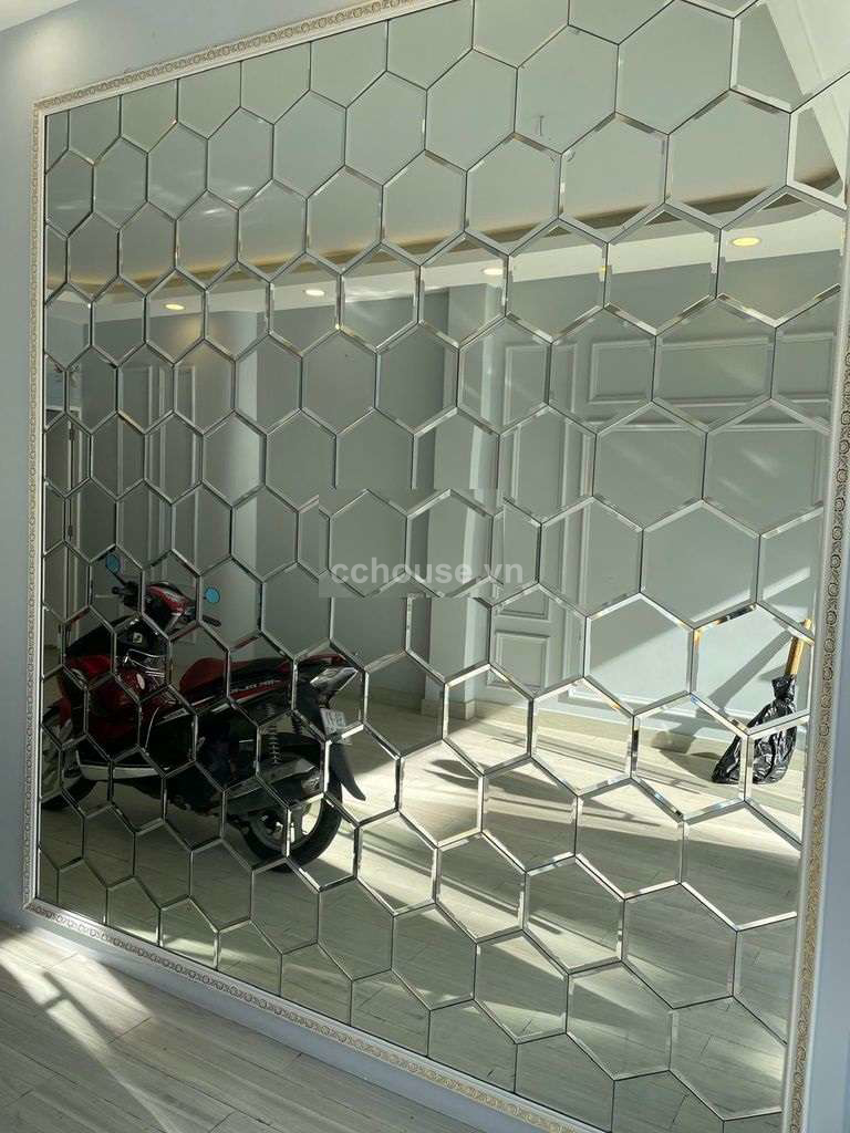 Cho thuê nhà MTKD Tân Sơn Nhì, Tân Phú. DT 4x18m, 3 tầng