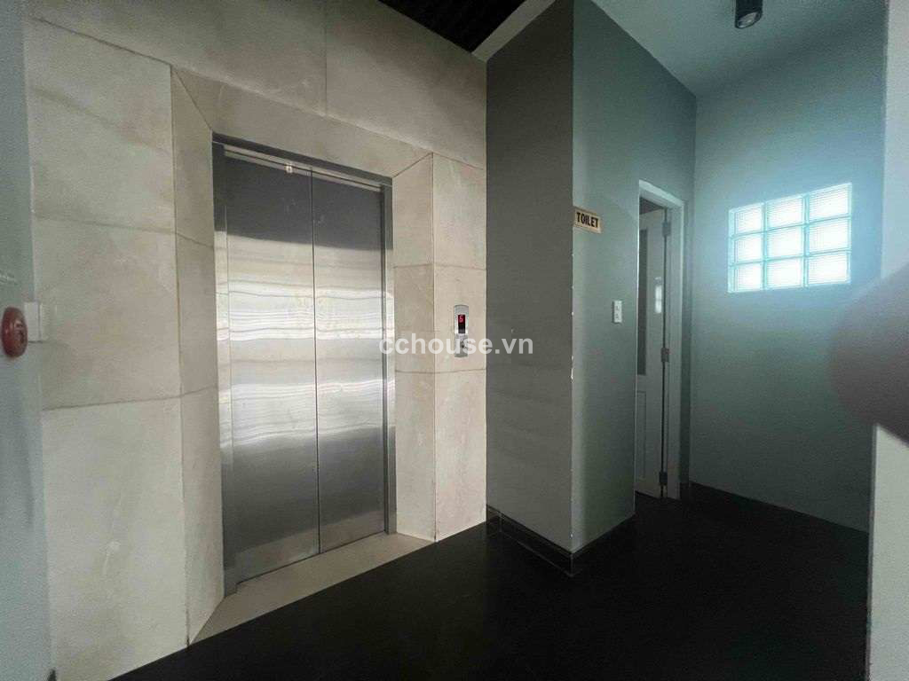Cho thuê tòa nhà 2MT Lê Thị Riêng, Q1. DT 6.3x15m, hầm 8 tầng ST