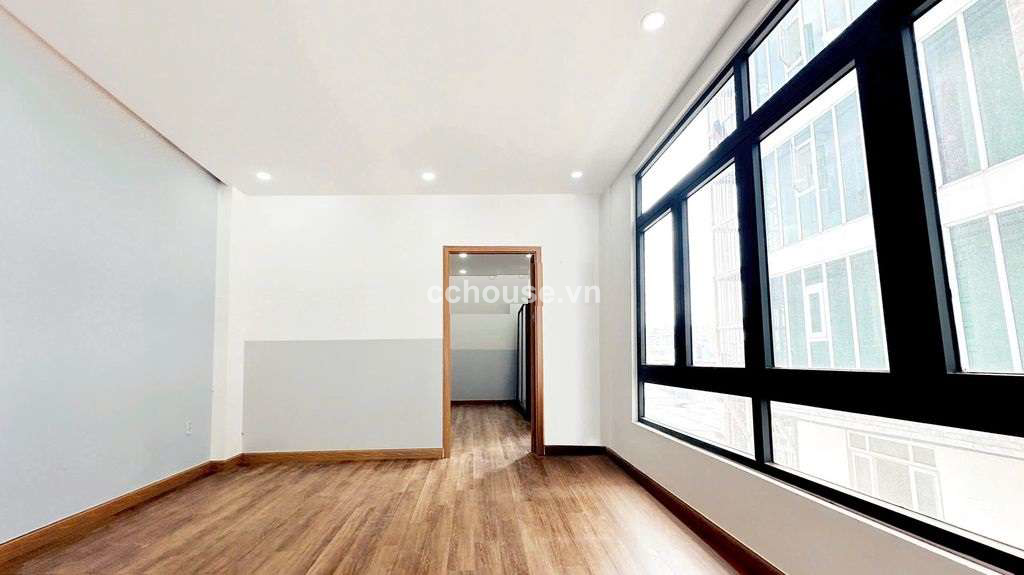Cho thuê nhà căn góc MT Đỗ Xuân Hợp, TP.Thủ Đức. DT 5x35m, 6 tầng thang máy
