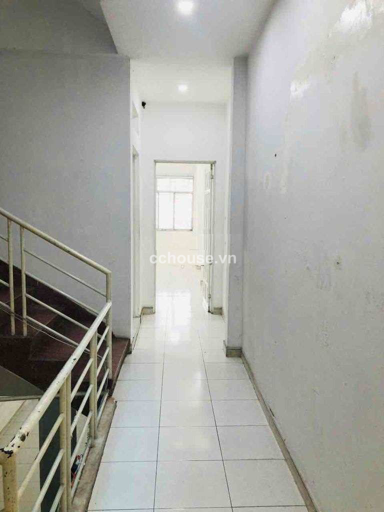 Cho thuê nhà MT Xô Viết Nghệ Tĩnh, P19, Bình Thạnh. DT 60m2, 4 tầng ST