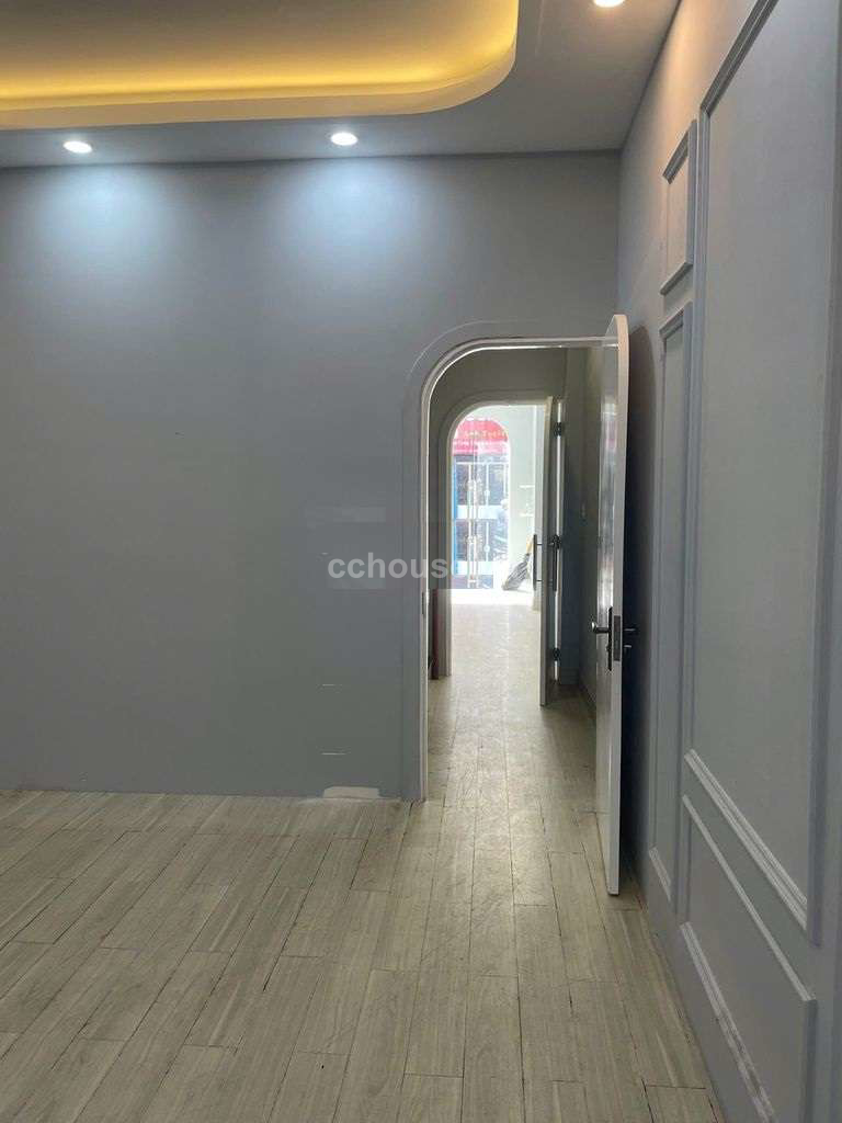 Cho thuê nhà MTKD Tân Sơn Nhì, Tân Phú. DT 4x18m, 3 tầng