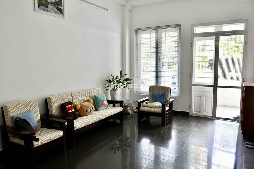 Bán nhà hẻm 318 Điện Biên Phủ, P17, Bình Thạnh. DT 3.8x15m, 3 tầng