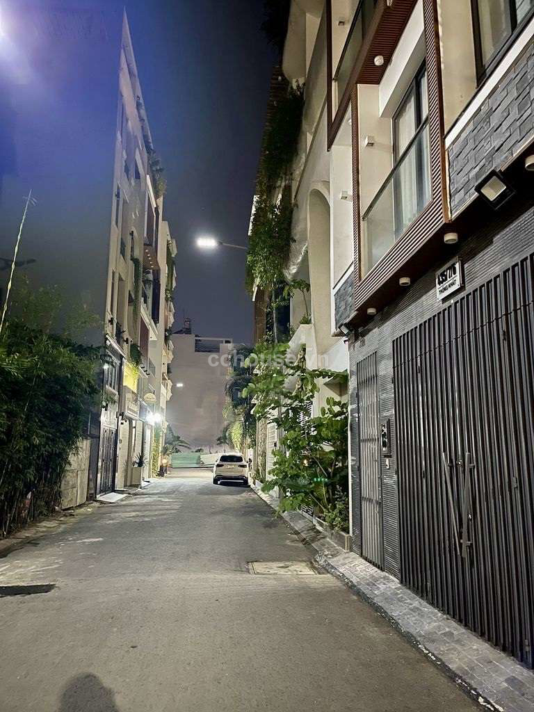https://batdongsan.blob.core.windows.net/cchouse/Property/202505/61e325c3-59c8-46ca-944d-947124766a1b.jpg