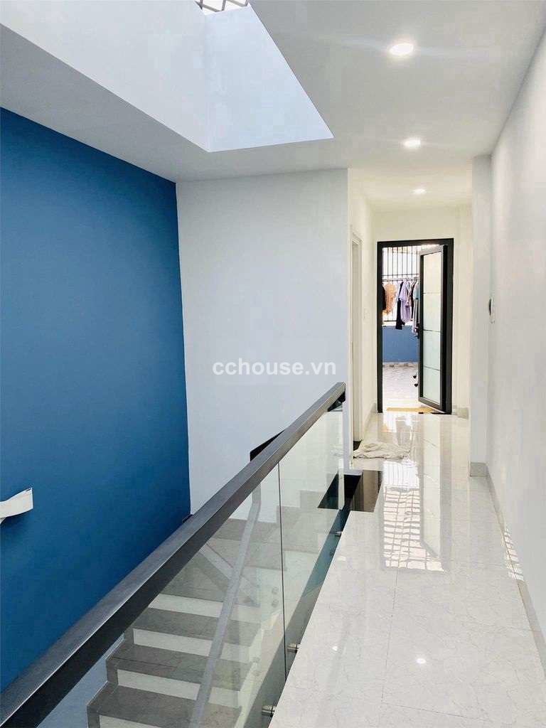 Bán nhà hẻm 8m Thành Thái, P.Diên Hồng. DT 3x22m, 3 tầng ST