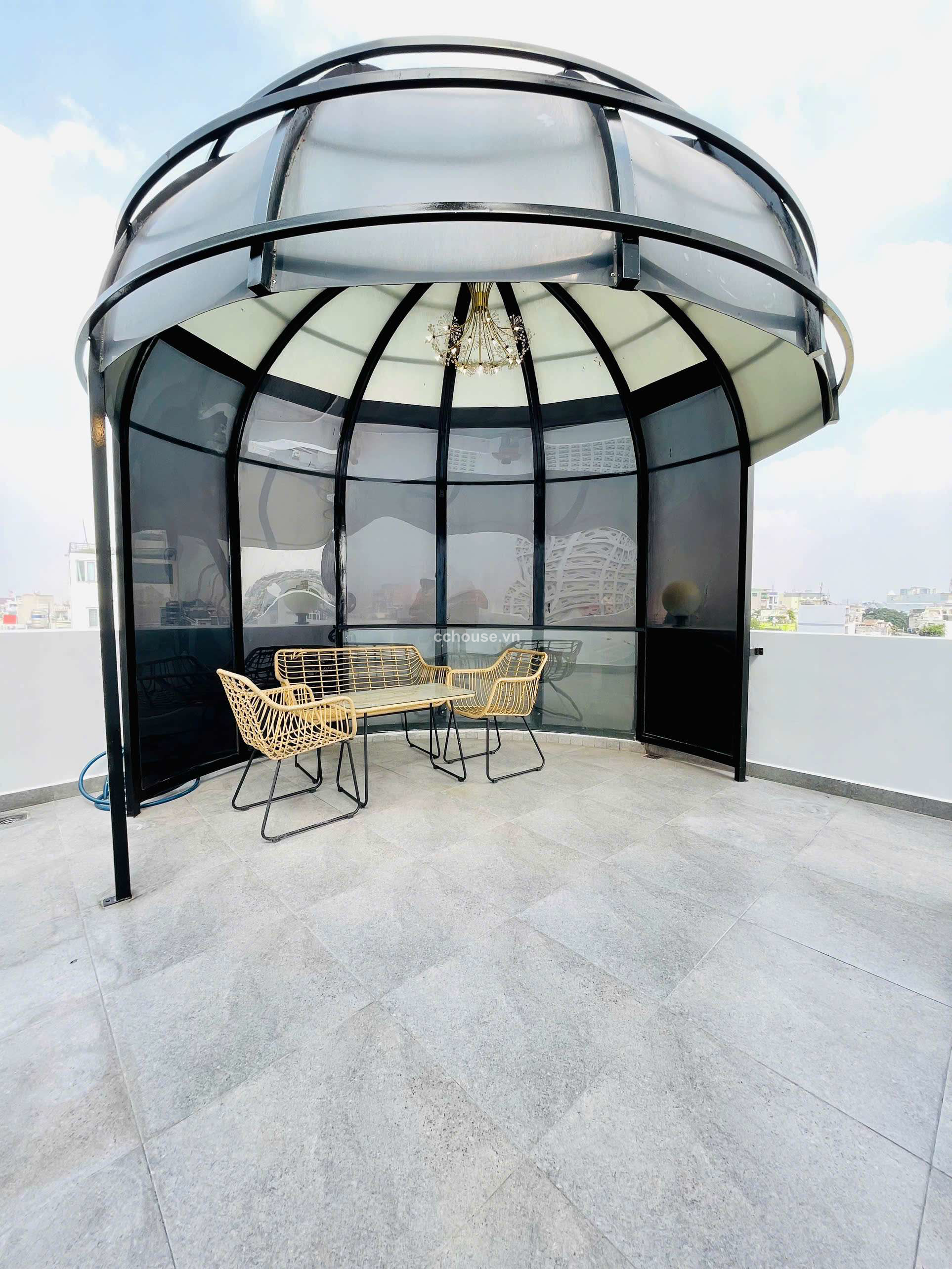 Bán nhà căn góc Thống Nhất, P.Thông Tây Hội. DT 4.8x13m, 5 tầng ST