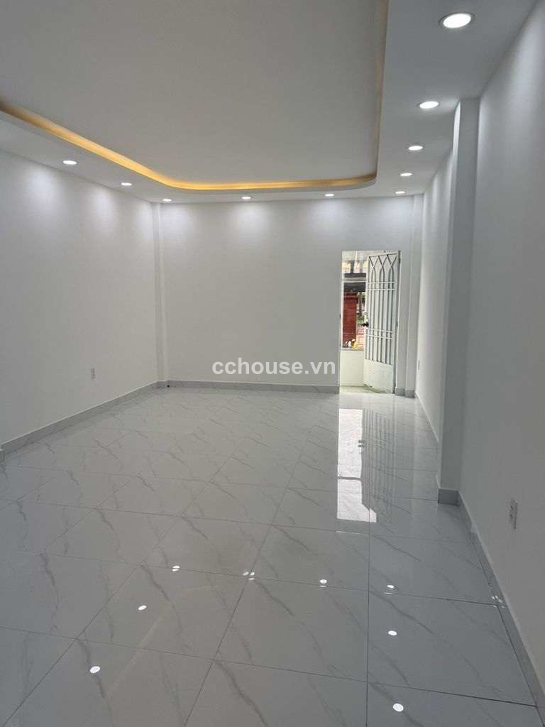 Cho thuê nhà MT 3 Tháng 2, P11, Q10. DT 4x11m, 4 tầng