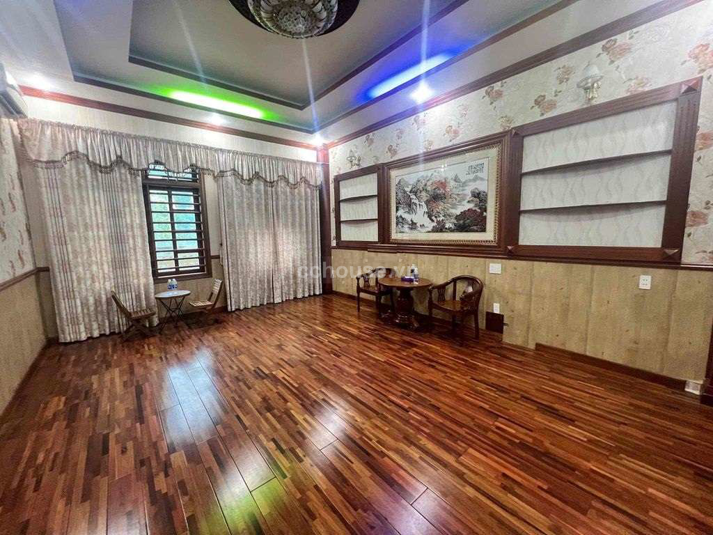 Bán nhà MT Đường số 11, P11, Gò Vấp. DT 6.92x35m, hầm 3 tầng ST