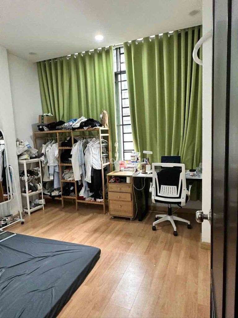 Bán nhà MT Đội Cung, P8, Q11. DT 31,9m², 4 tầng