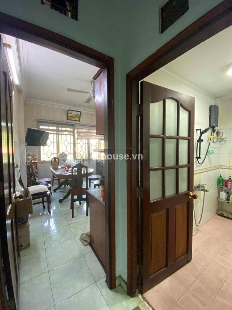 Bán nhà MTKD Nguyễn Thái Bình, P4, Tân Bình. DT 4x10m, 4 tầng