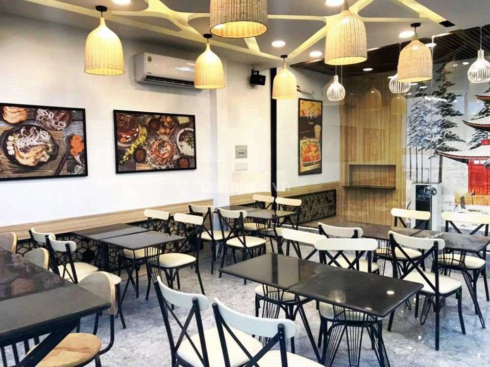 Cho thuê nhà MT đường CMT8, P7, Tân Bình. DT 8x17.5m, 4 tầng