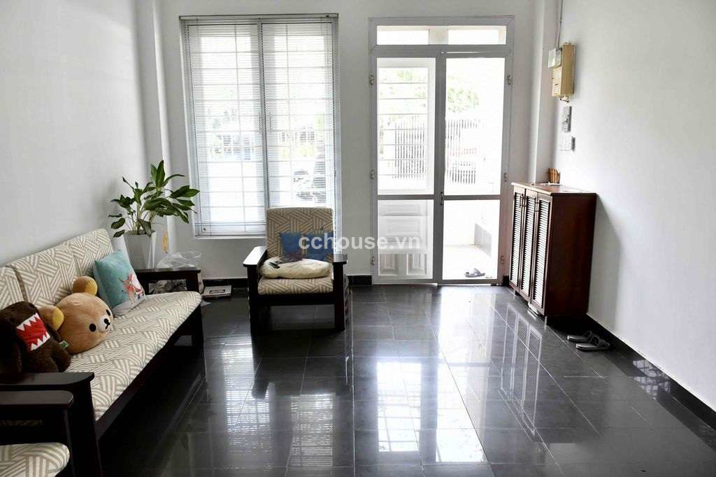 Bán nhà hẻm 318 Điện Biên Phủ, P17, Bình Thạnh. DT 3.8x15m, 3 tầng