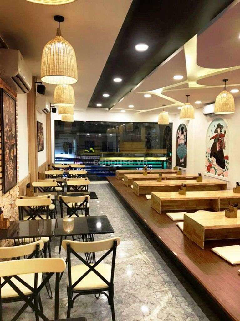 Cho thuê nhà MT đường CMT8, P7, Tân Bình. DT 8x17.5m, 4 tầng