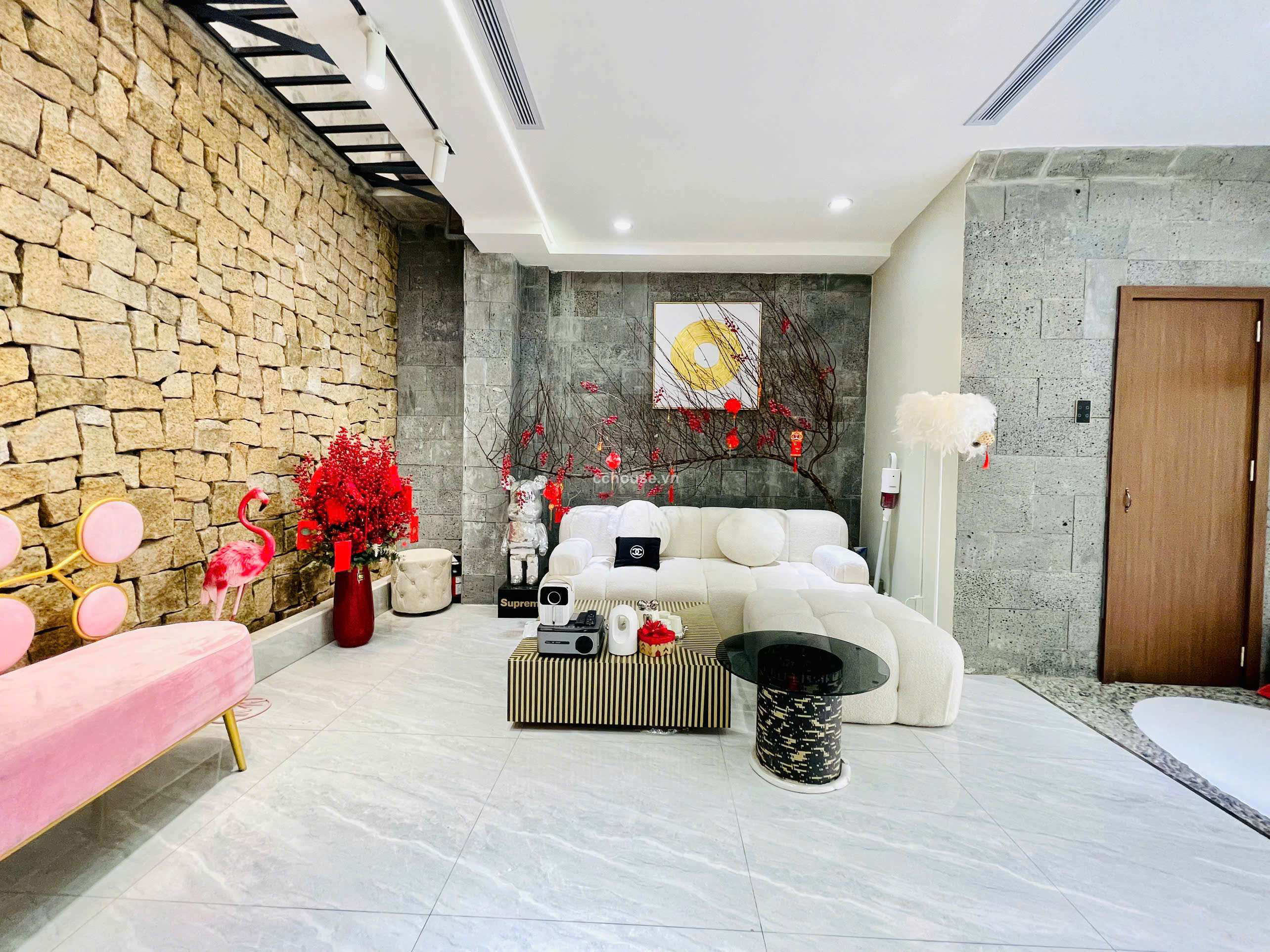 https://batdongsan.blob.core.windows.net/cchouse/Property/202505/ce96c6f9-2afb-47f7-840b-cab421511c71.jpg