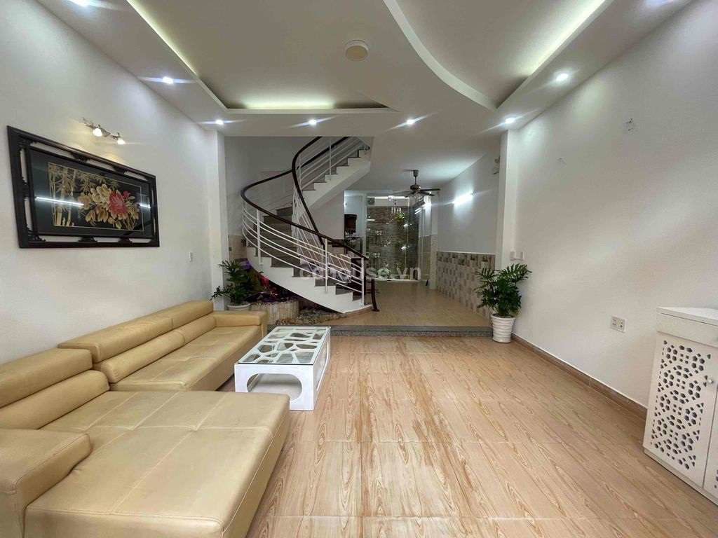 Bán nhà hẻm 415 Trường Chinh Phường 14 Quận Tân Bình