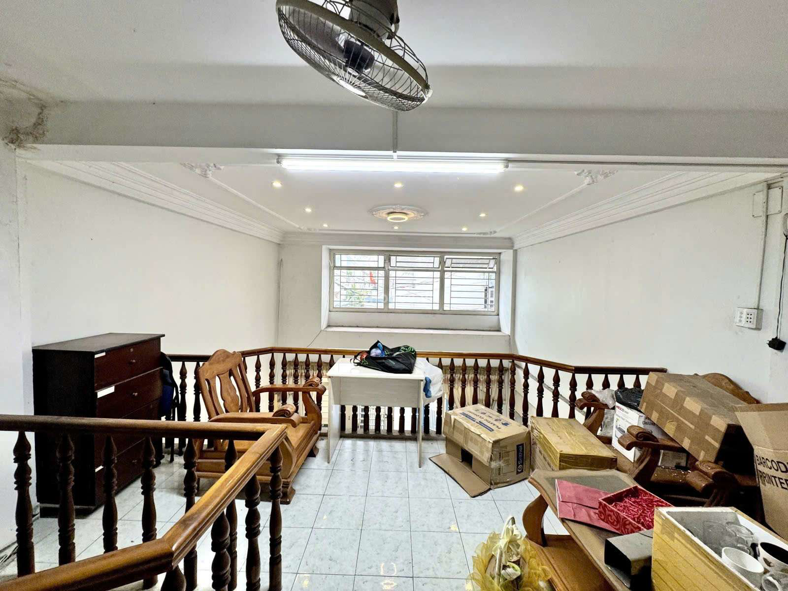 NHÀ HẺM XE HƠI ĐƯỜNG PHẠM VĂN HAI QUẬN TÂN BÌNH, DT: 9.5X13M, KC: 5 TẦNG, GIÁ: 17.9 TỶ
