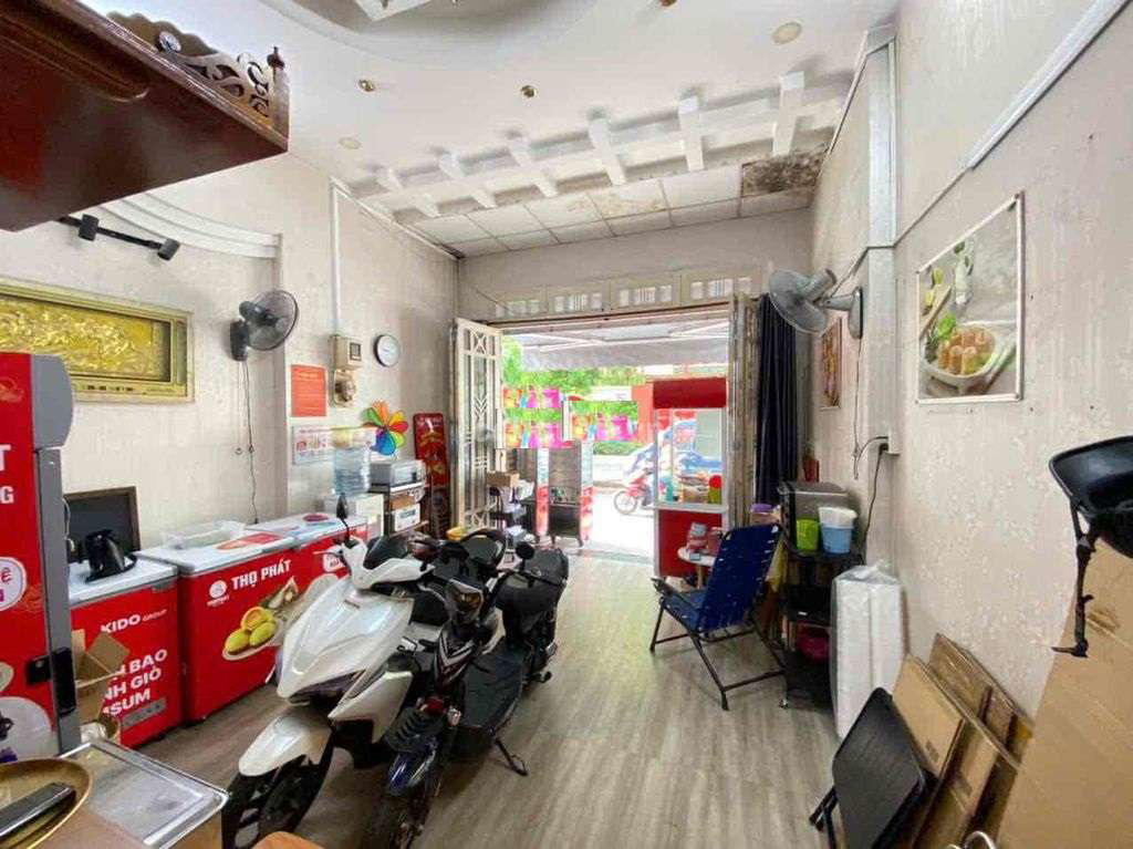 Cho thuê nhà MTKD Châu Thới, P15, Q10. DT 4x16m, 4 tầng ST