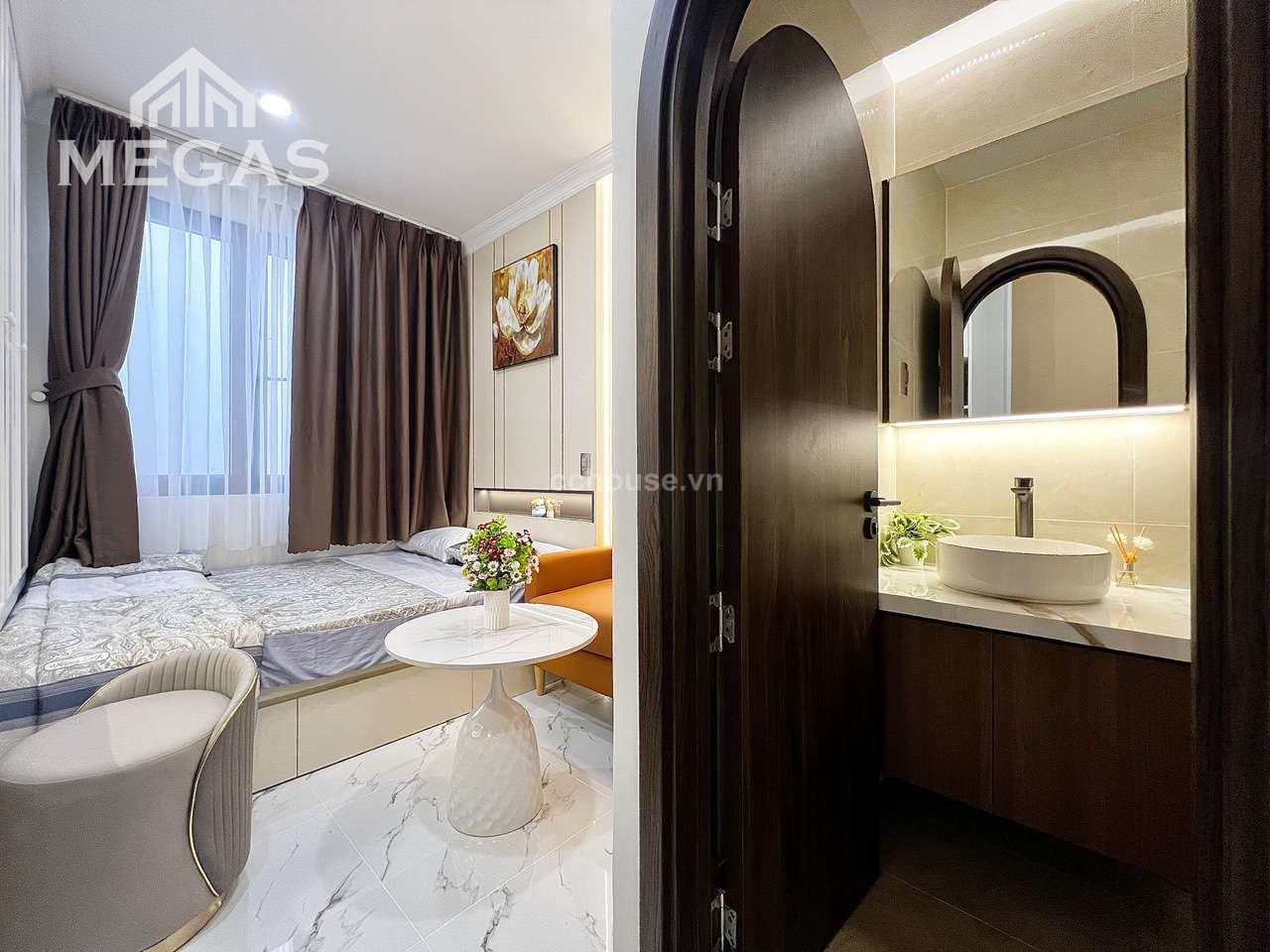 Nhà CHDV Huỳnh Văn Bánh, P13, Phú Nhuận. DT 79m², 4 tầng ST