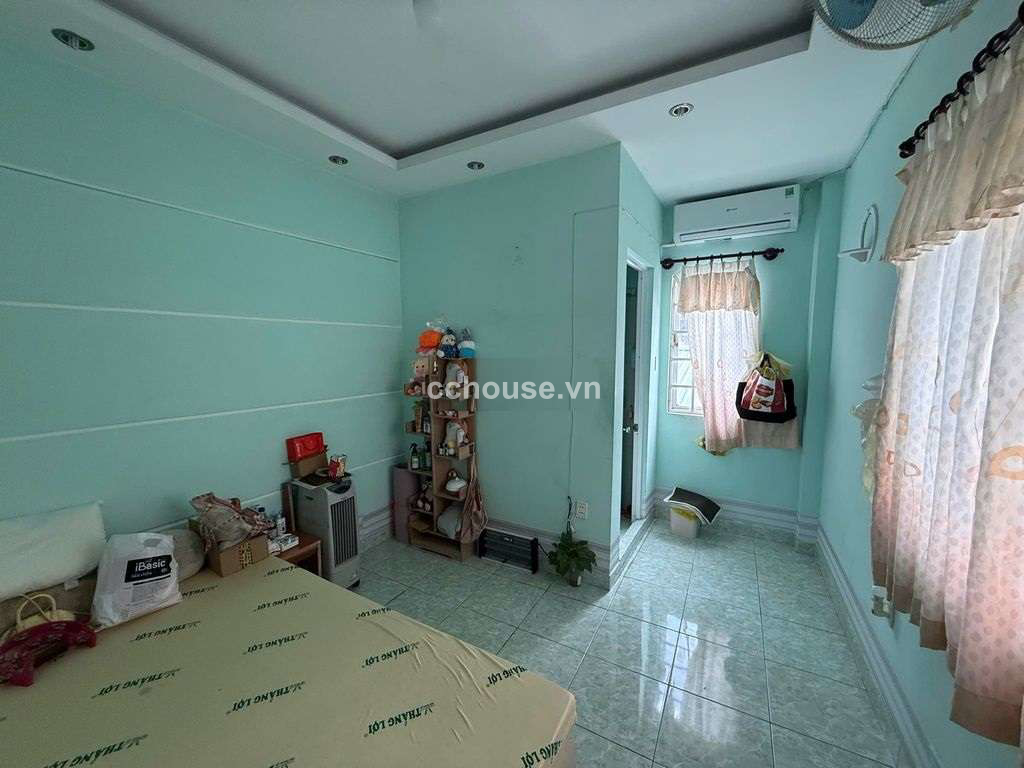Bán nhà hẻm 218 Nguyễn Thị Minh Khai, Q3. DT 49m2, nhà 3 tầng