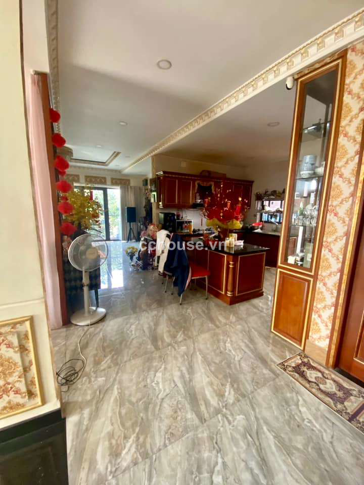 Bán nhà căn góc MT Đường Số 9, TP.Thủ Đức. DT 160m2, 4 tầng