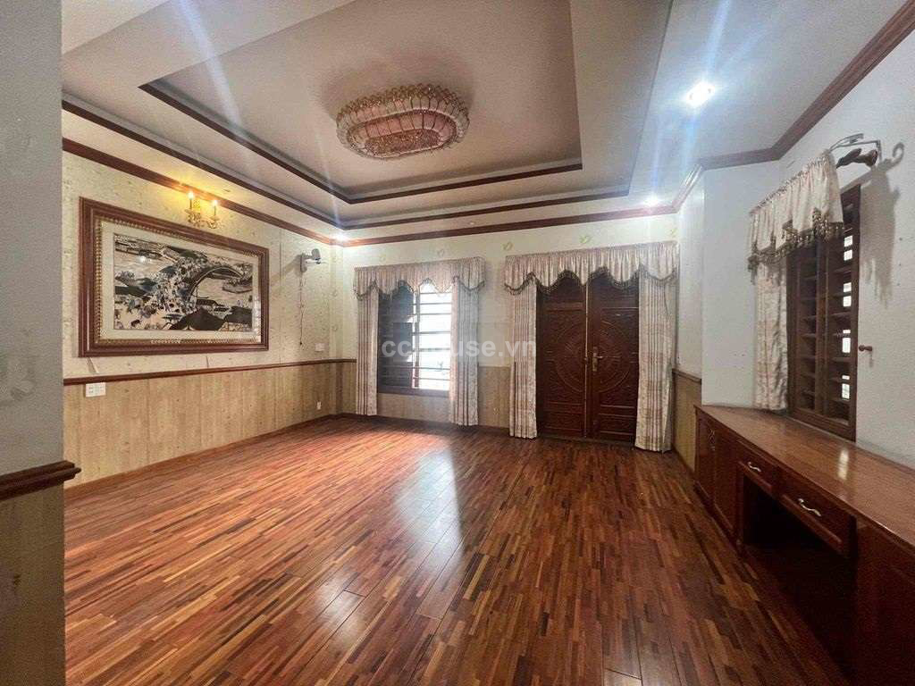 Bán nhà MT Đường số 11, P11, Gò Vấp. DT 6.92x35m, hầm 3 tầng ST
