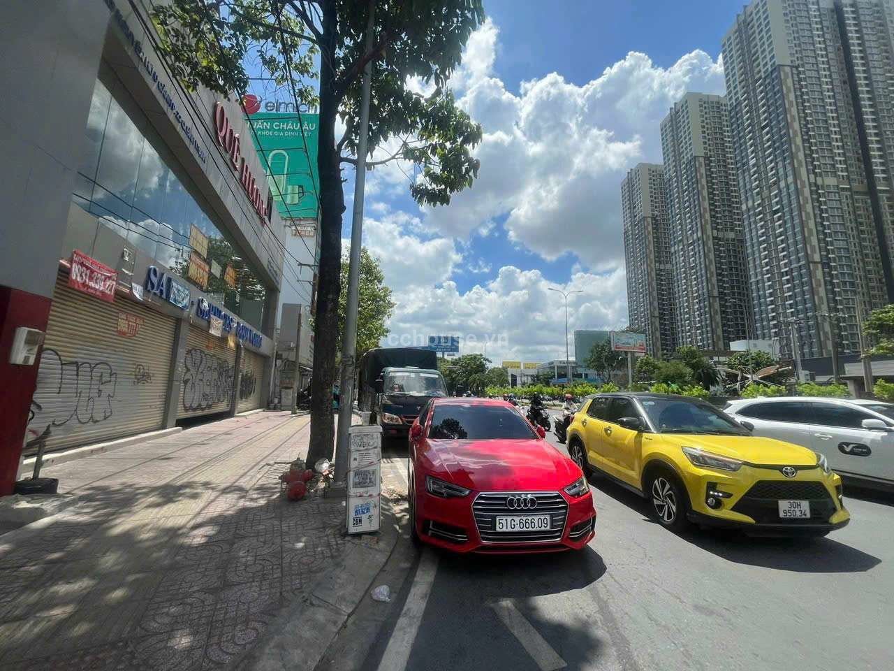 Chuyển nhượng nhà mặt tiền 129 Nguyễn Hữu Cảnh, Phường 22, Quận Bình Thạnh