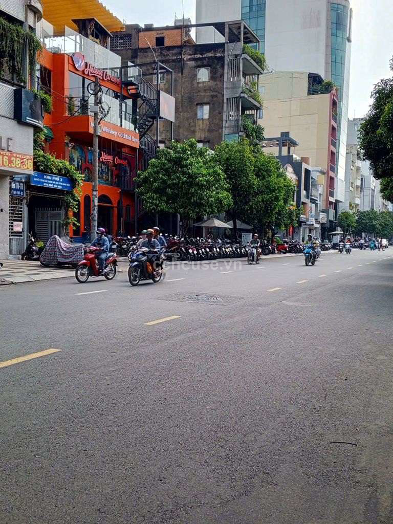 Cho thuê MBKD Lê Lai, Bến Thành, Q1. DT 4x17m