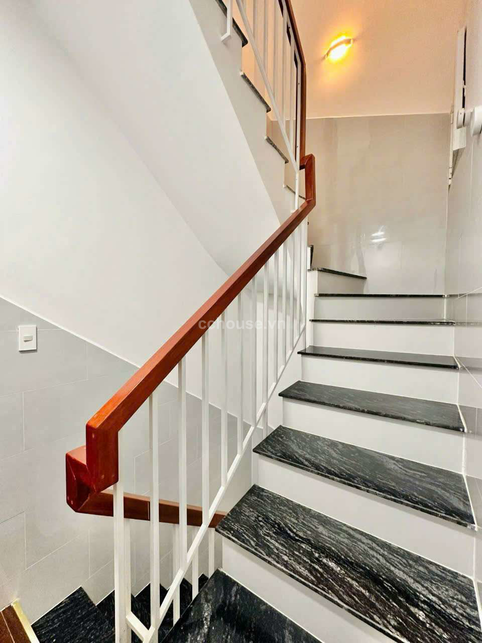 https://batdongsan.blob.core.windows.net/cchouse/Property/202506/351caa0c-aef1-40ea-9f41-10c2bea71ec6.jpg