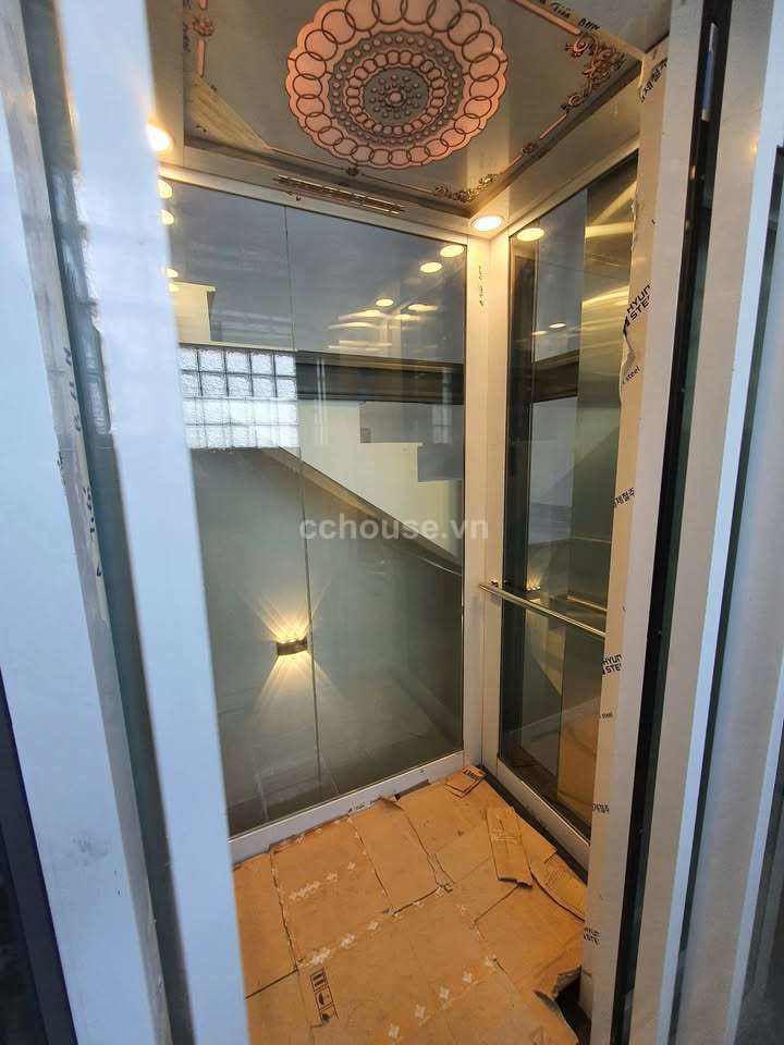 https://batdongsan.blob.core.windows.net/cchouse/Property/202506/3787865e-7068-4385-be5c-0fc092c5cead.jpg